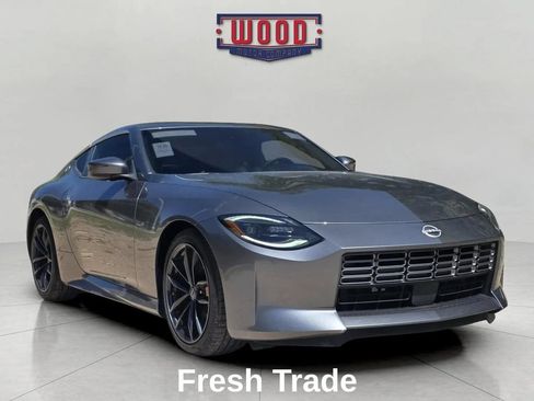 Used 2025 Nissan Z Performance w/ Floor Mat Package RWD image 1