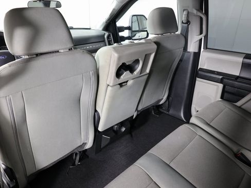 Used 2020 Ford F250 XL w/ STX Appearance Package image 30