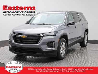 Used 2023 Chevrolet Traverse LS
