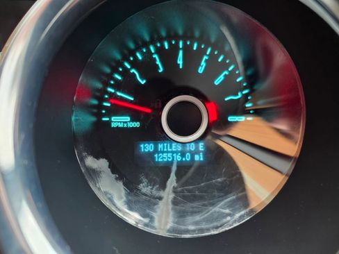 Used 2014 Ford Mustang GT image 21