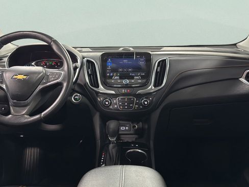 Used 2022 Chevrolet Equinox Premier image 32
