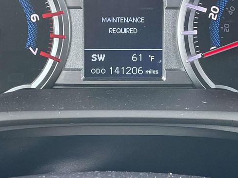 Used 2018 Toyota 4Runner Limited image 39