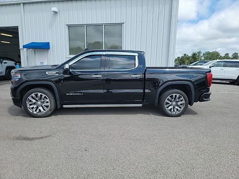 Used 2023 GMC Sierra 1500 Denali w/ Denali Reserve Package AWD/4WD image 2