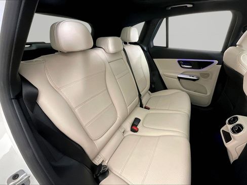Certified 2023 Mercedes-Benz GLC 300 4MATIC image 25