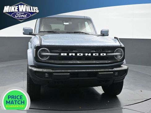 New 2025 Ford Bronco Outer Banks image 2