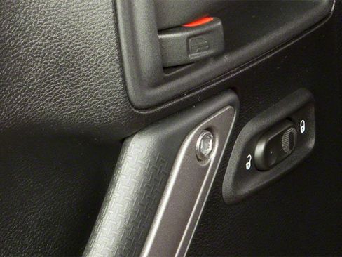 Used 2010 Jeep Wrangler Sahara AWD/4WD image 22