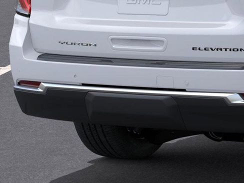 New 2026 GMC Yukon XL Elevation AWD/4WD image 14