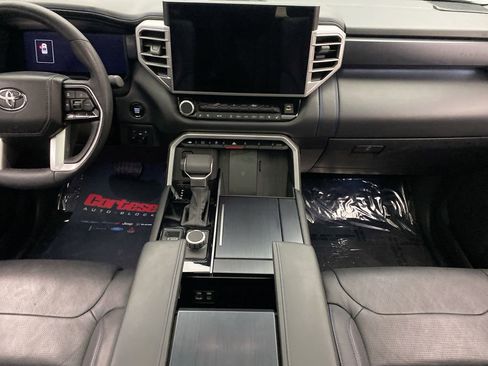 Used 2025 Toyota Tundra Platinum AWD/4WD image 20