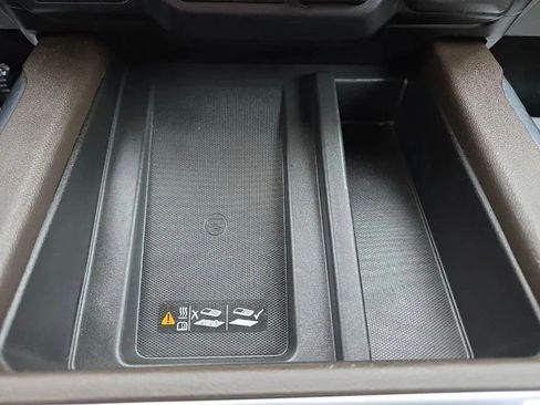 Used 2021 Chevrolet Silverado 2500 LTZ w/ LTZ Premium Texas Edition image 33