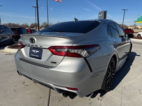 Used 2023 Toyota Camry XSE image 4
