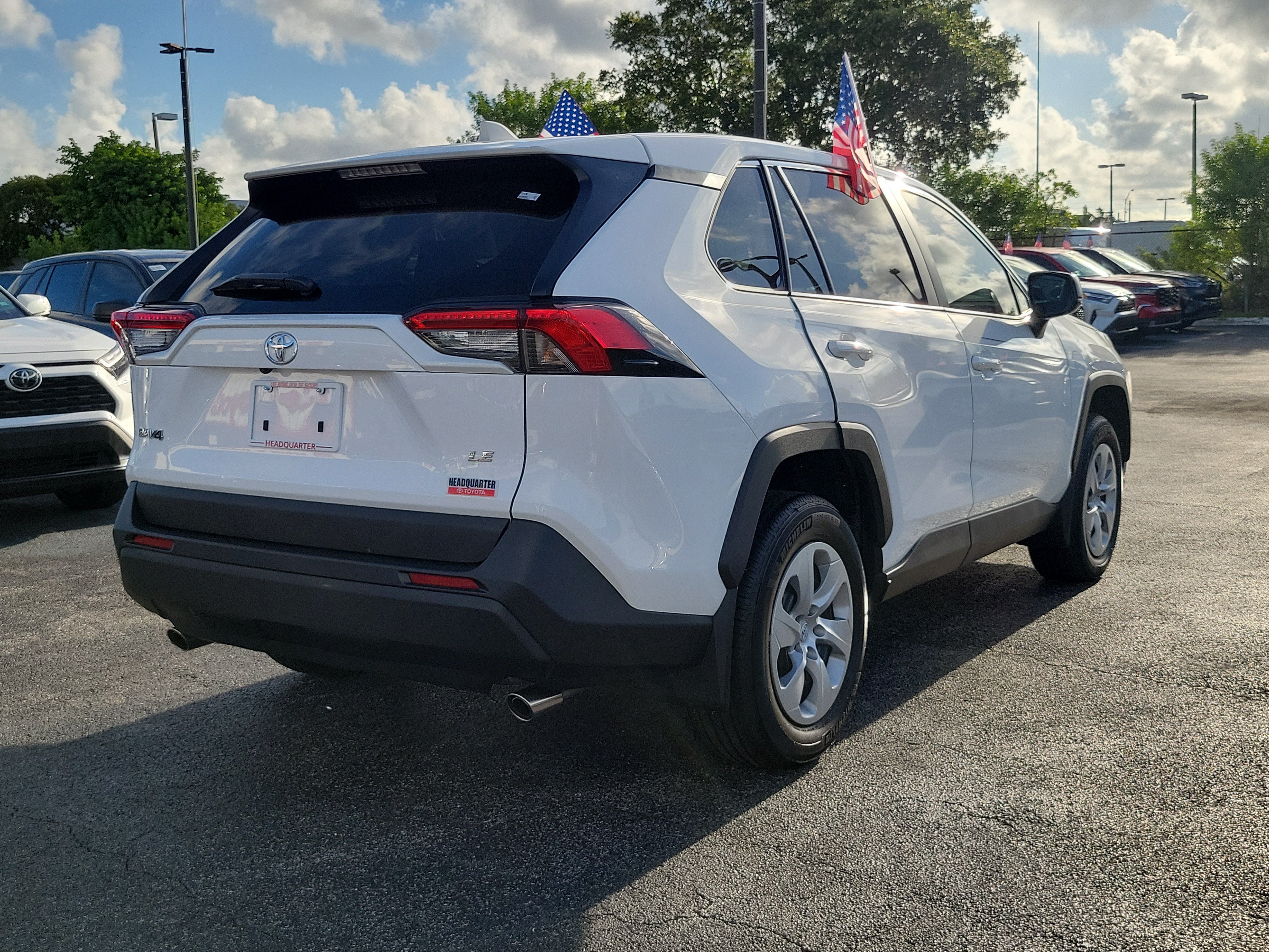 Used 2025 Toyota RAV4 LE FWD image 11