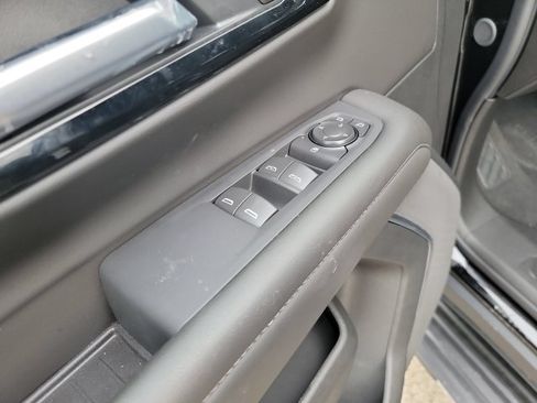 Used 2026 Chevrolet Suburban LS AWD/4WD image 14