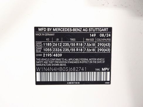 Certified 2025 Mercedes-Benz GLA 250 4MATIC image 26