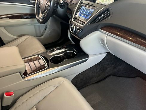 Used 2017 Acura MDX SH-AWD w/ Technology Package image 13