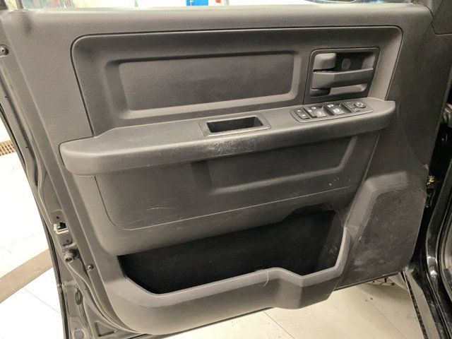 Used 2017 RAM 1500 Express w/ Black Ram 1500 Express Group AWD/4WD image 22