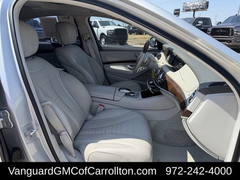 Used 2017 Mercedes-Benz S 550 4MATIC Sedan image 33