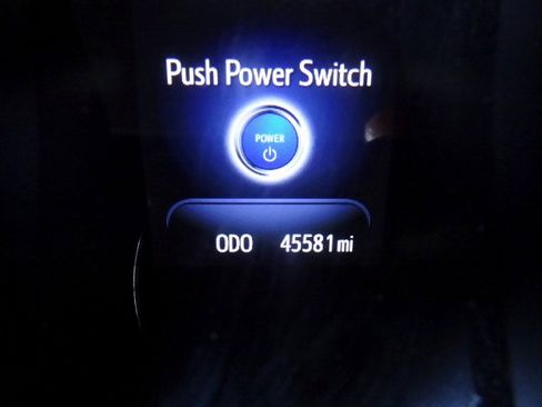 Used 2018 Toyota Avalon Limited image 8