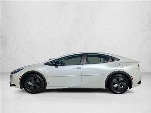 Certified 2024 Toyota Prius Prime SE image 9