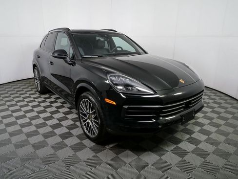 Used 2022 Porsche Cayenne image 29