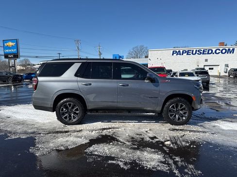 Used 2022 Chevrolet Tahoe Z71 w/ Luxury Package image 2