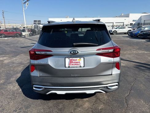 Used 2021 Kia Seltos EX image 27