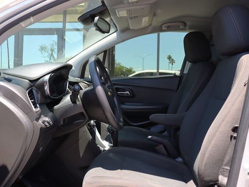 Used 2020 Chevrolet Trax LS w/ Tint and Cruise Package FWD image 38