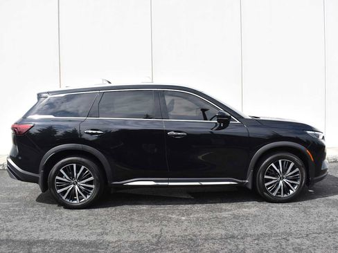 Used 2023 INFINITI QX60 Sensory w/ Vision Package AWD/4WD image 4