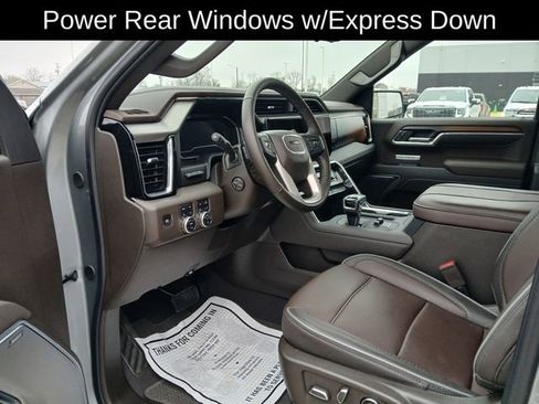 Used 2025 GMC Sierra 1500 Denali w/ Technology Package image 10