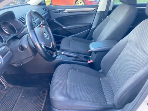 Used 2016 Volkswagen Passat 1.8T S FWD image 3