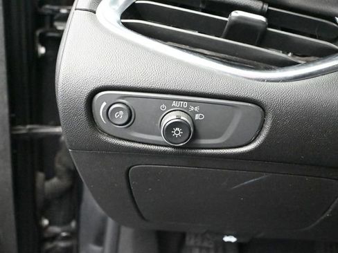 Used 2019 Chevrolet Malibu LT w/ Leather Package image 28