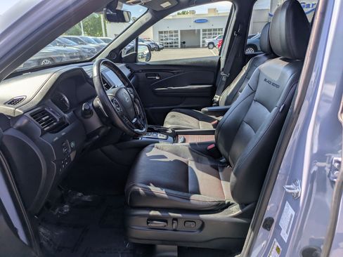 Used 2022 Honda Ridgeline Black Edition image 17