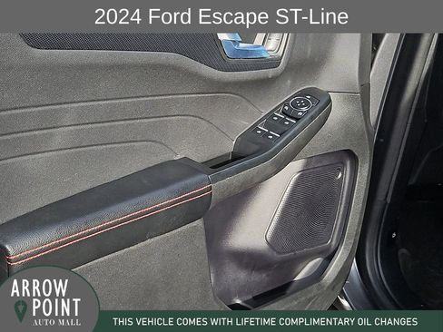 Used 2024 Ford Escape ST-Line w/ Cold Weather Package image 21