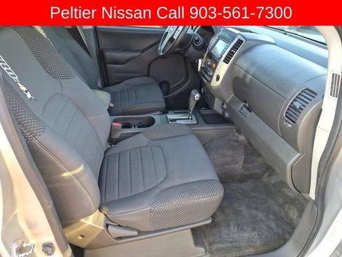 Used 2018 Nissan Frontier PRO-4X AWD/4WD image 11