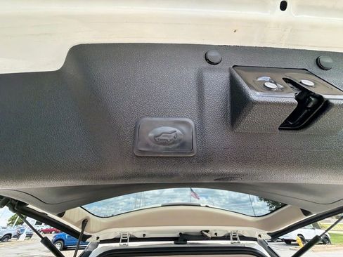 Used 2015 GMC Acadia SLT FWD image 12