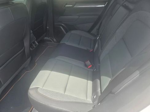 New 2026 GMC Terrain AT4 w/ Technology Package II AWD/4WD image 9