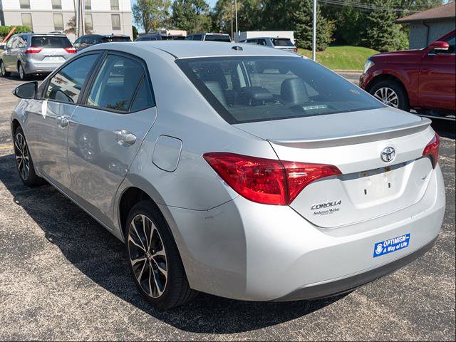Used 2018 Toyota Corolla SE w/ SE Premium Package FWD image 5