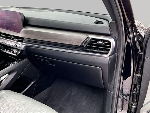 Used 2023 Kia Telluride SX Prestige X-Pro AWD/4WD image 19