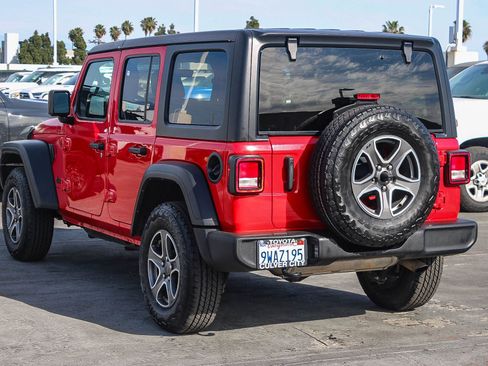 Used 2023 Jeep Wrangler Sport S image 9