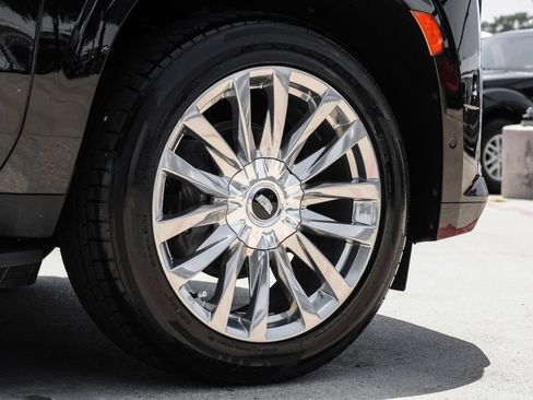 Used 2021 Cadillac Escalade ESV Premium Luxury w/ Performance Package RWD image 67