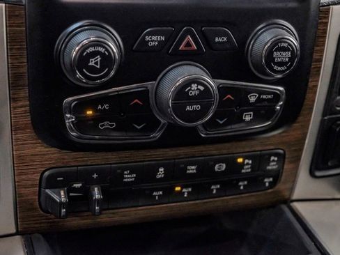 Used 2016 RAM 3500 Laramie image 27