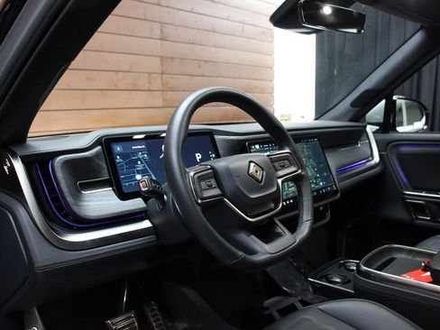 Used 2023 Rivian R1T Adventure image 34