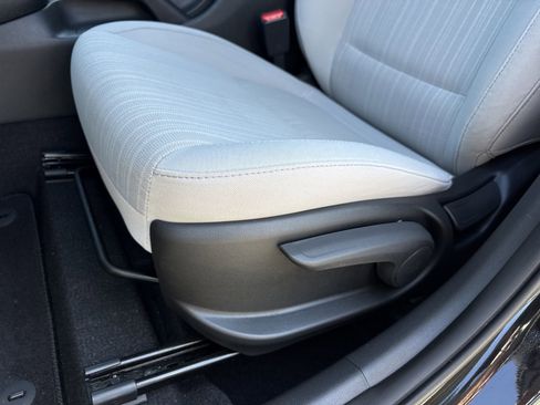 Used 2022 Hyundai Kona SEL FWD image 16