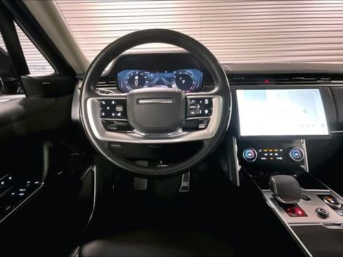 Certified 2023 Land Rover Range Rover Long Wheelbase SE image 4