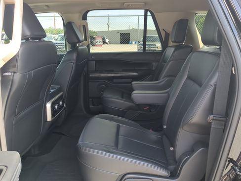 Certified 2024 Ford Expedition Max XLT RWD image 12