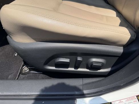 Used 2017 Nissan Altima 2.5 SL w/ 2.5 Technology Package FWD image 15