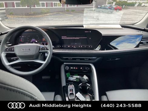 New 2025 Audi Q5 Premium Plus image 12