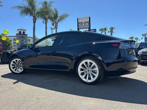 Used 2023 Tesla Model 3 Standard Range image 3