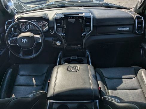 Used 2022 RAM 1500 Laramie AWD/4WD image 15