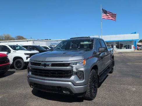 Used 2023 Chevrolet Silverado 1500 RST AWD/4WD image 1