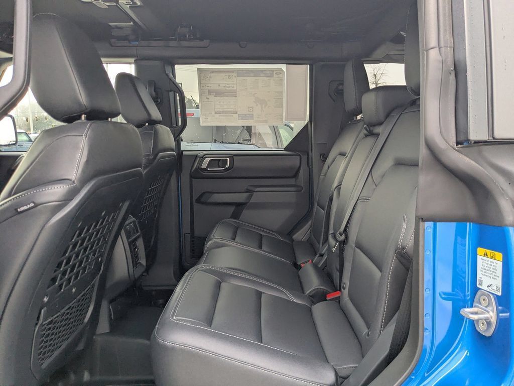 New 2025 Ford Bronco Badlands AWD/4WD image 14